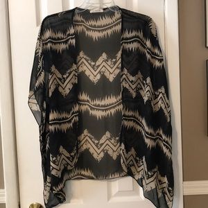 Always me black/taupe shrug